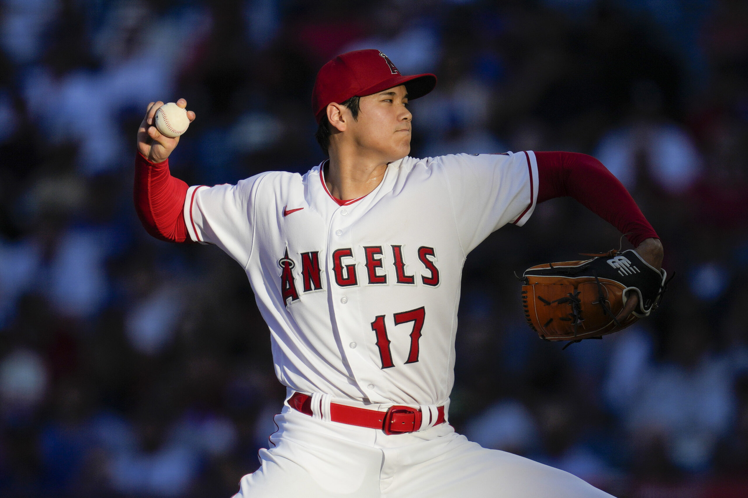 Shohei Ohtani signs record contract with Dodgers