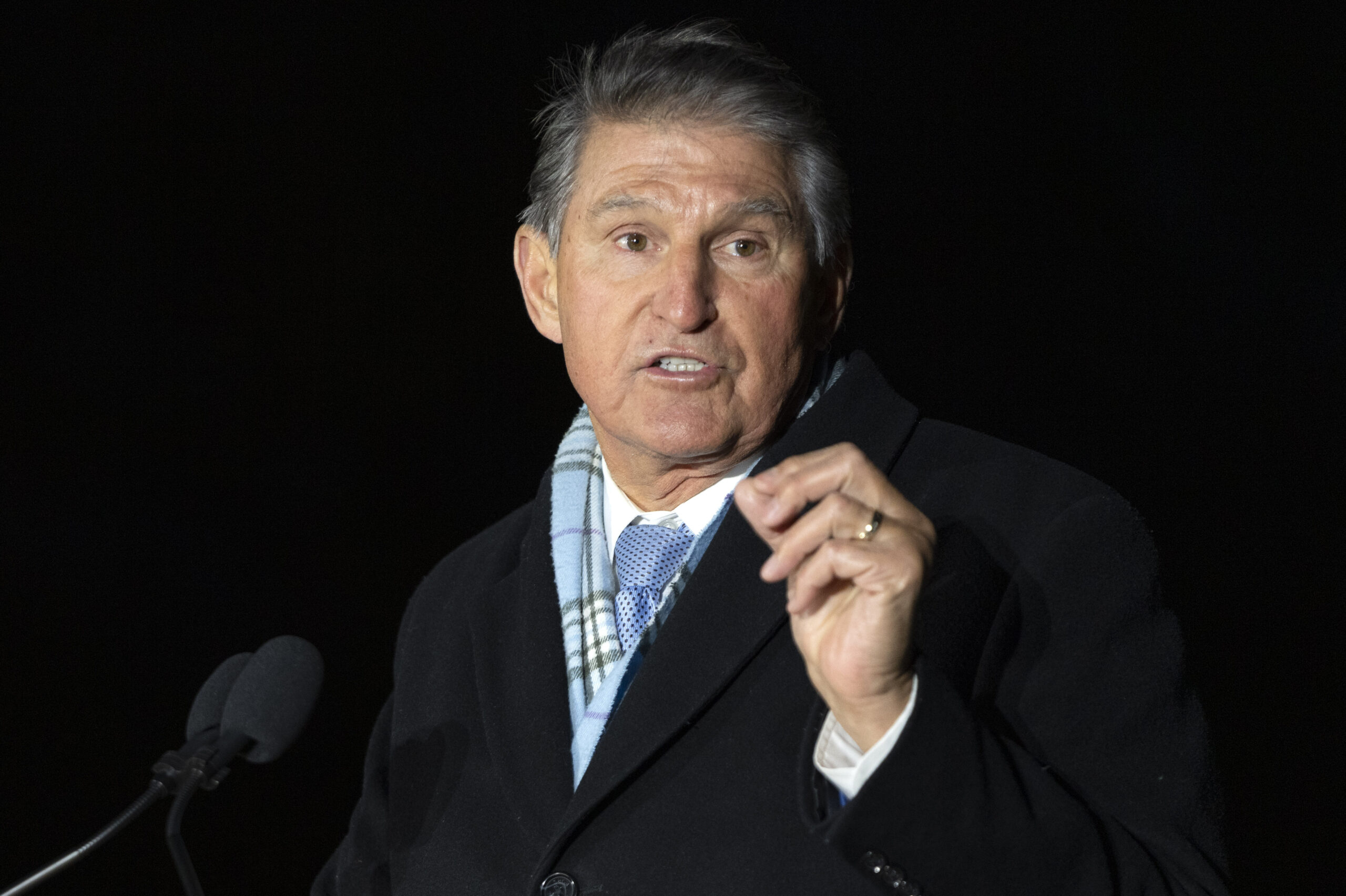 Joe Manchin dodges questions about possible 2024 presidential bid: ‘Haven’t said I’m gonna run’