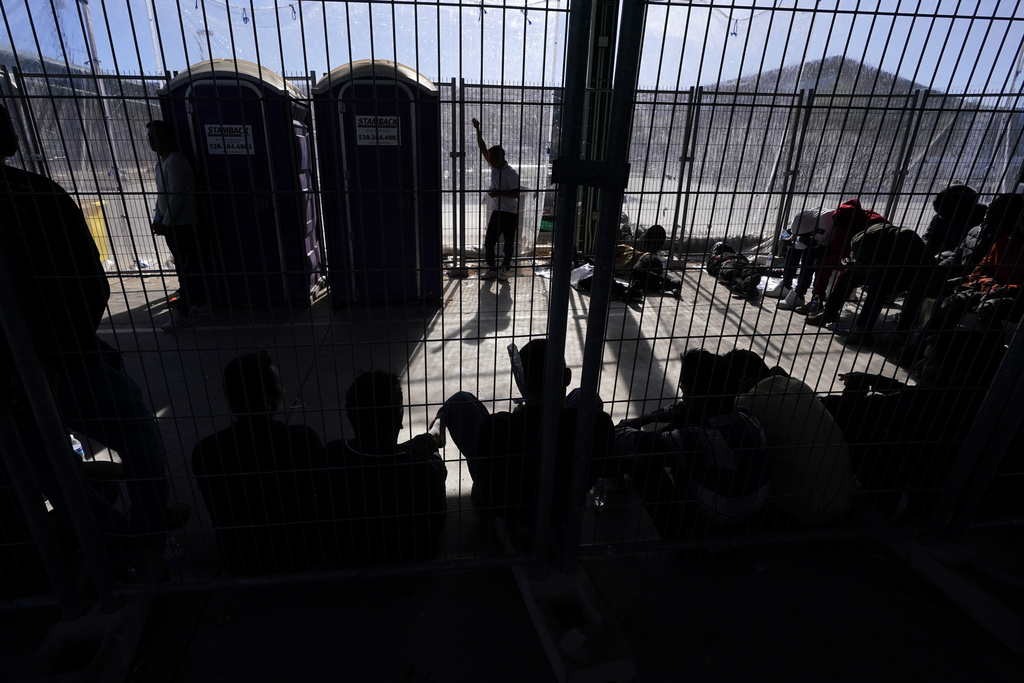 Biden border crisis shatters record with 14,509 illegal immigrants encountered in one day
