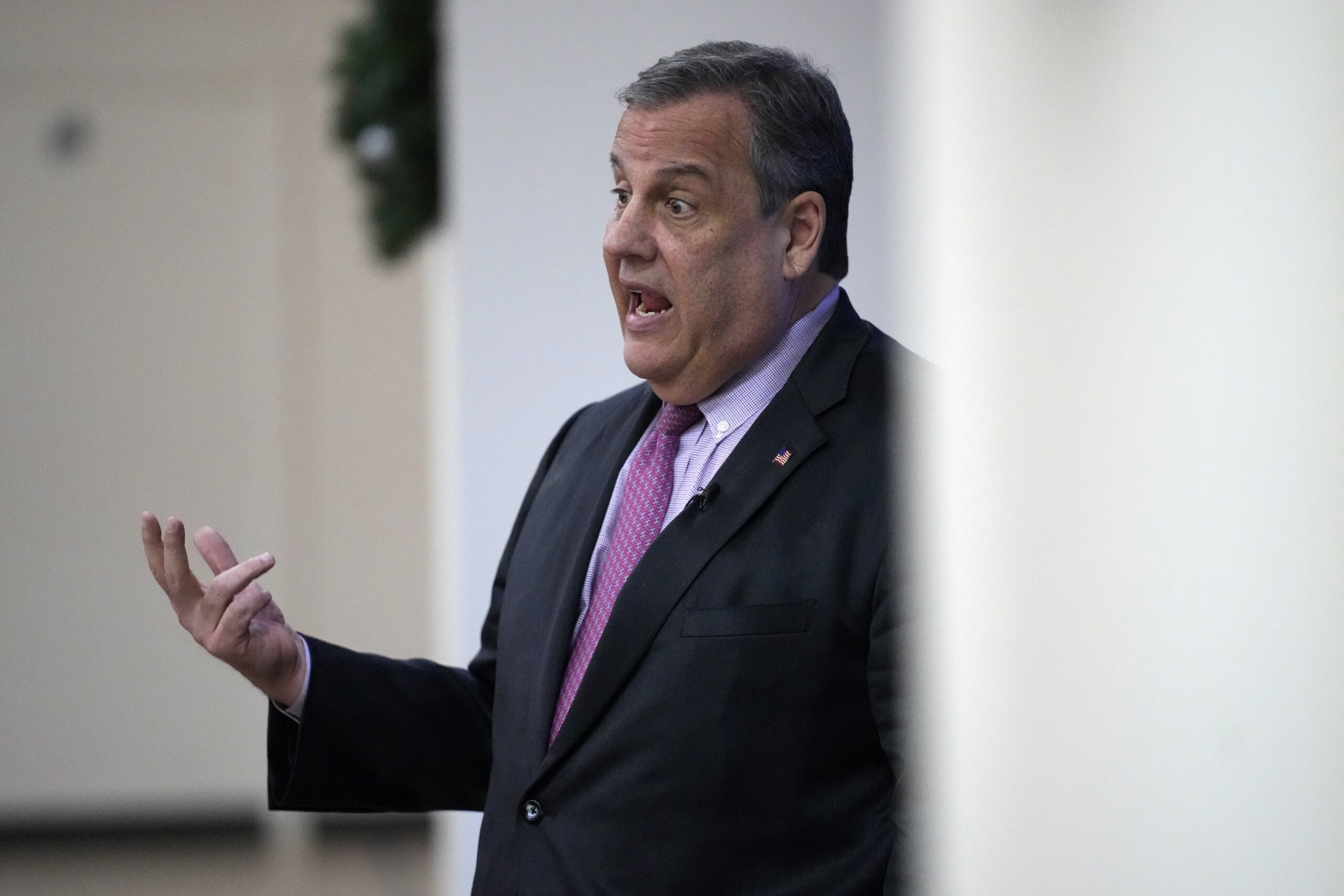 Chris Christie launches seven-figure ad campaign rejecting calls to drop out of race