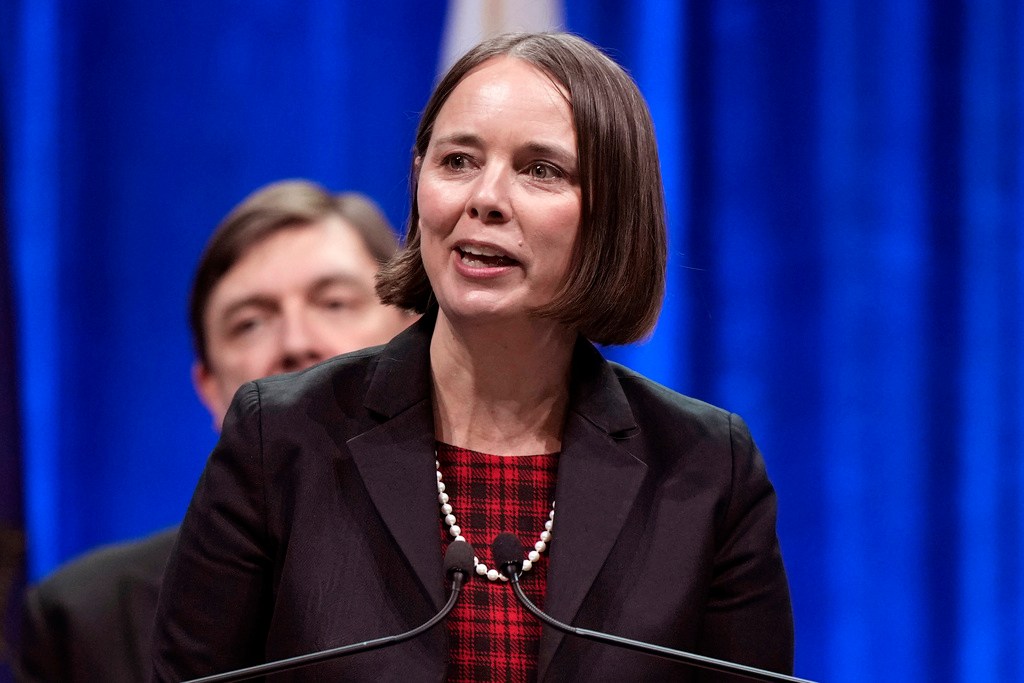 Maine Democrats rebuff move to impeach top elections chief