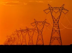 Political crisis a ‘golden opportunity’ for electric grid and internet attack