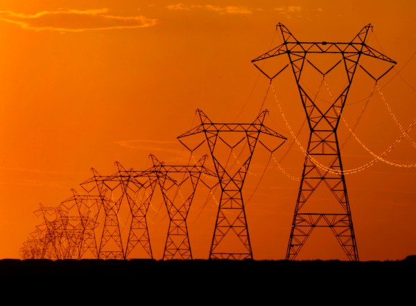 Political crisis a ‘golden opportunity’ for electric grid and internet attack