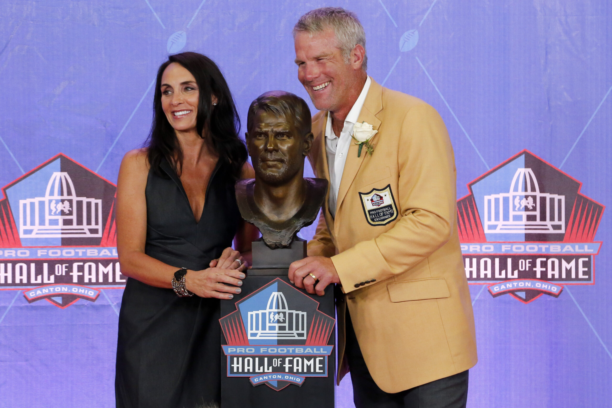Brett Favre has yet to pay back $600,000 to the state of Mississippi