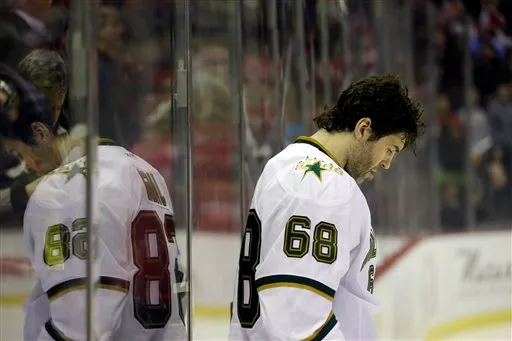 NHL’s Dallas Stars split with Mark Cuban’s Mavericks and issue strong support for anthem: ‘Proud to represent our country’