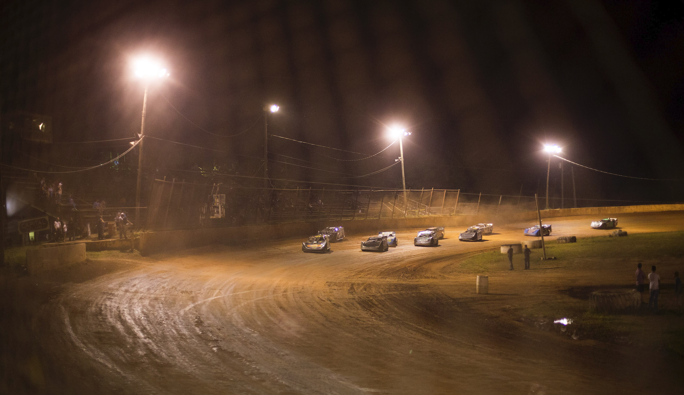 Hundreds set to attend auto races in South Dakota this weekend