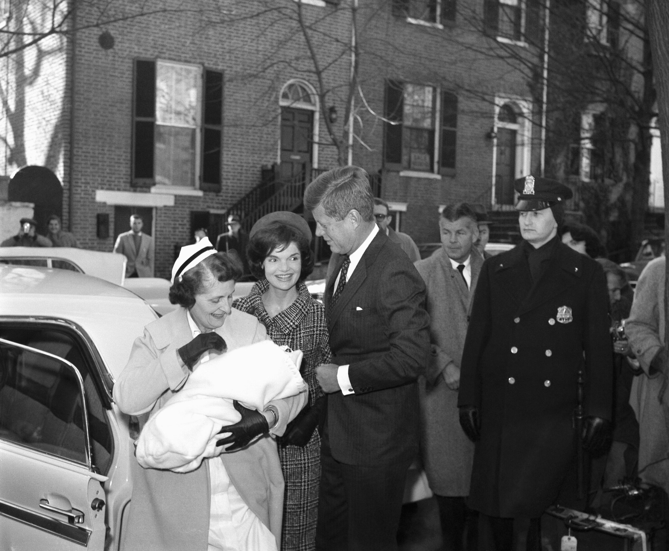 Buzz: JFK’s Georgetown ‘Camelot’ for sale, Jan. 6 author starts book tour, Congressional Cemetery ‘tours’