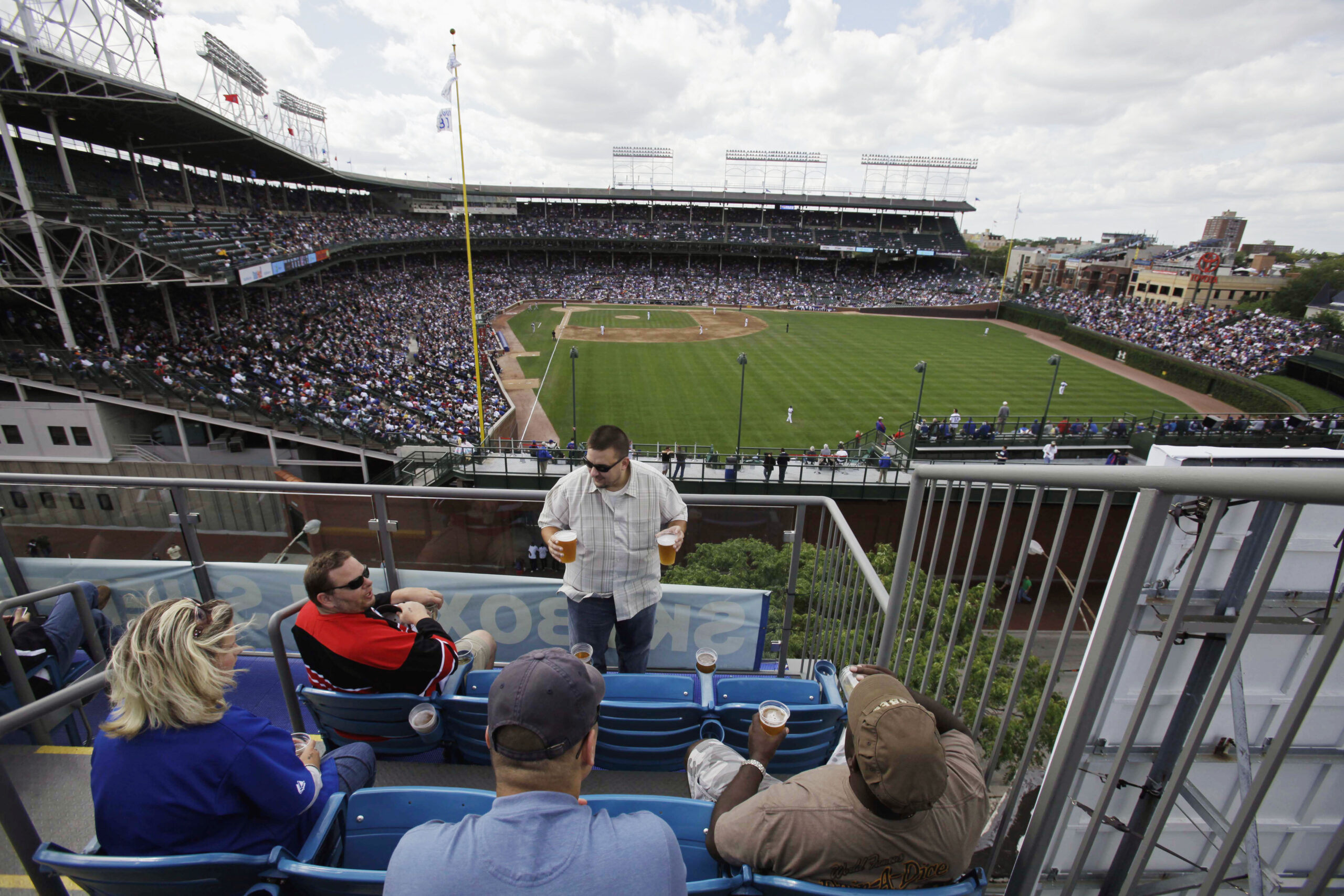 Chicago Cubs sued for allegedly violating disability law at Wrigley Field
