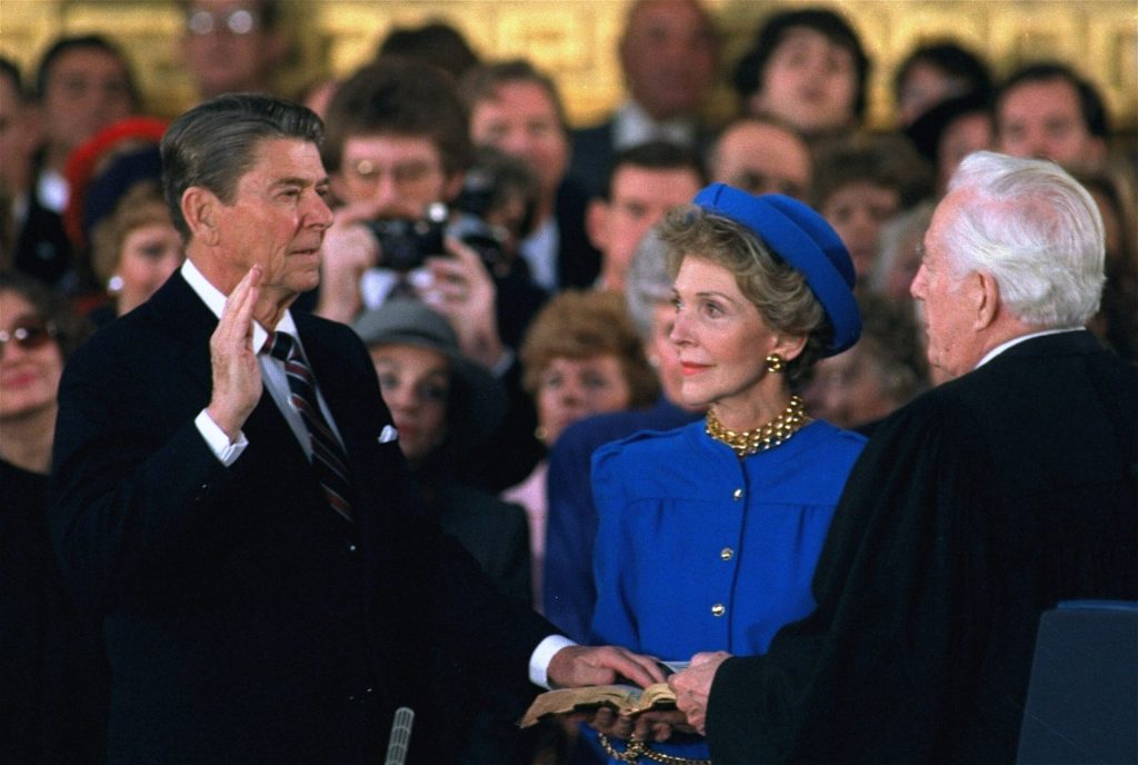 COVID hangs over inauguration. Biden considers ‘virtual’ swearing-in