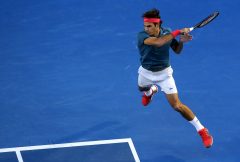 Federer beats Murray at Australian Open