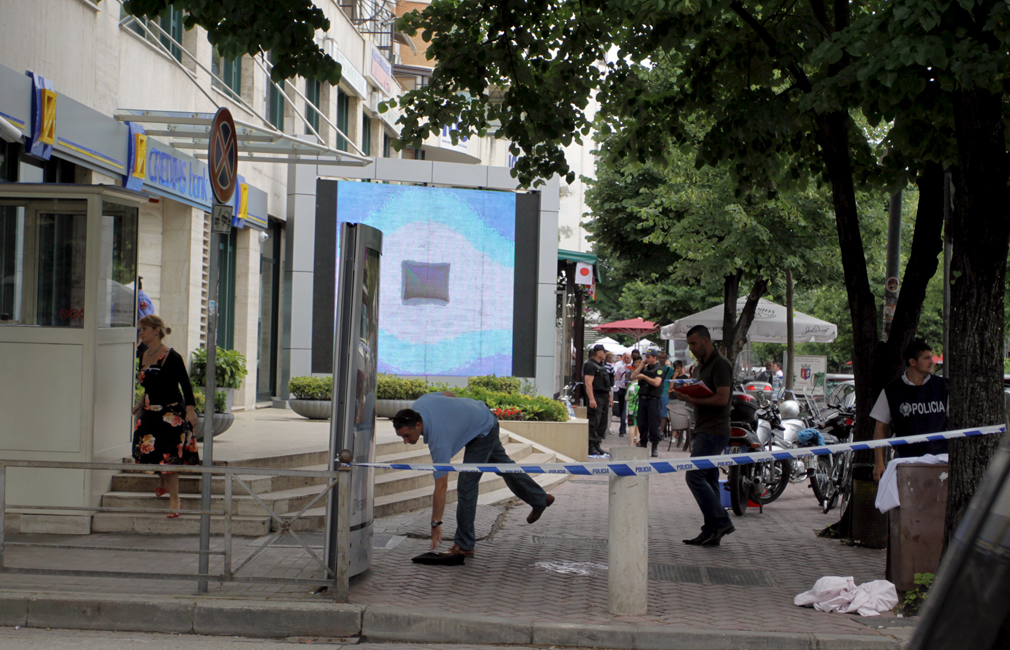 Albanian private bank CEO shot dead outside office