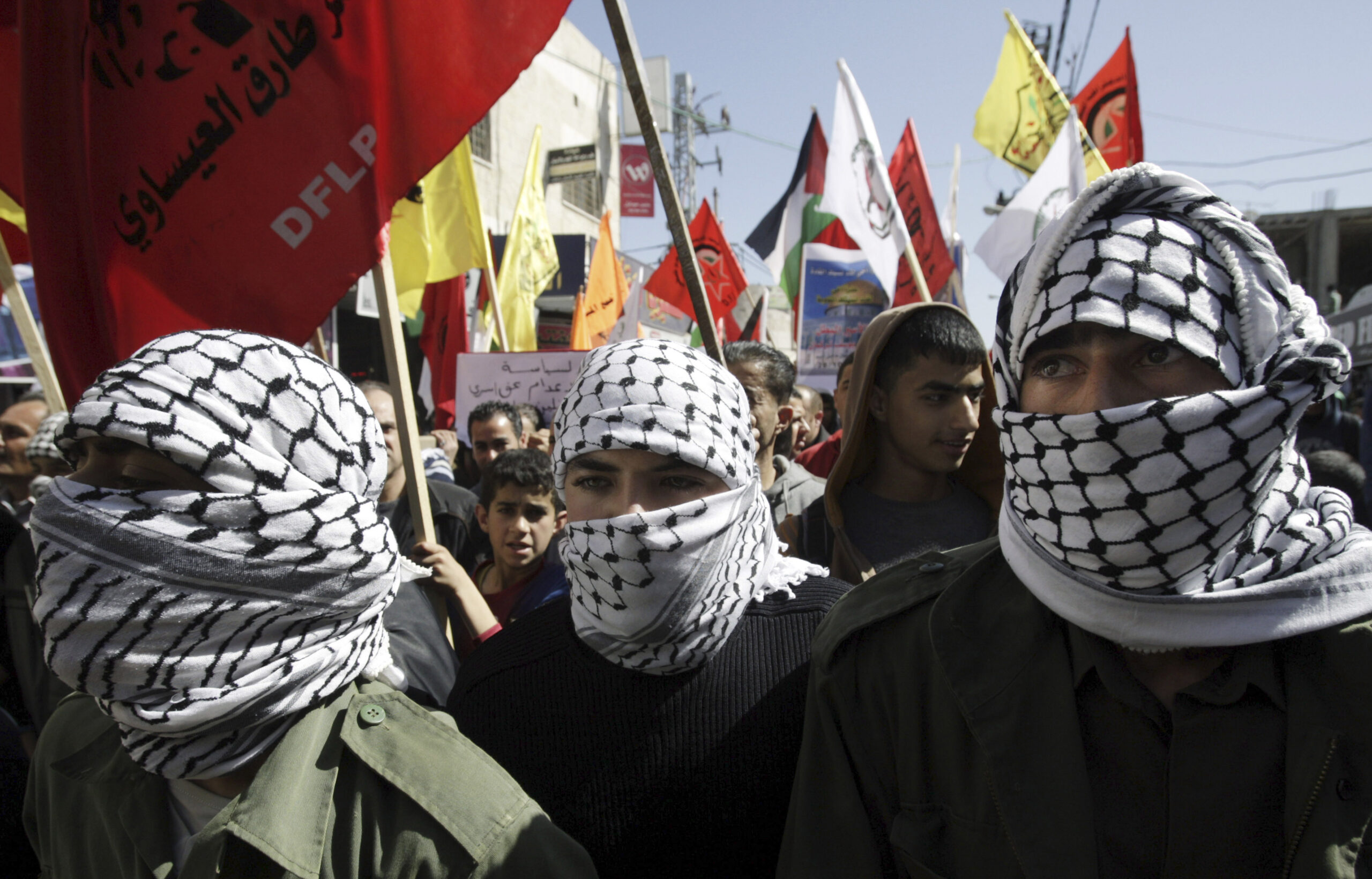 2 Palestinians in Israeli jail end hunger strike