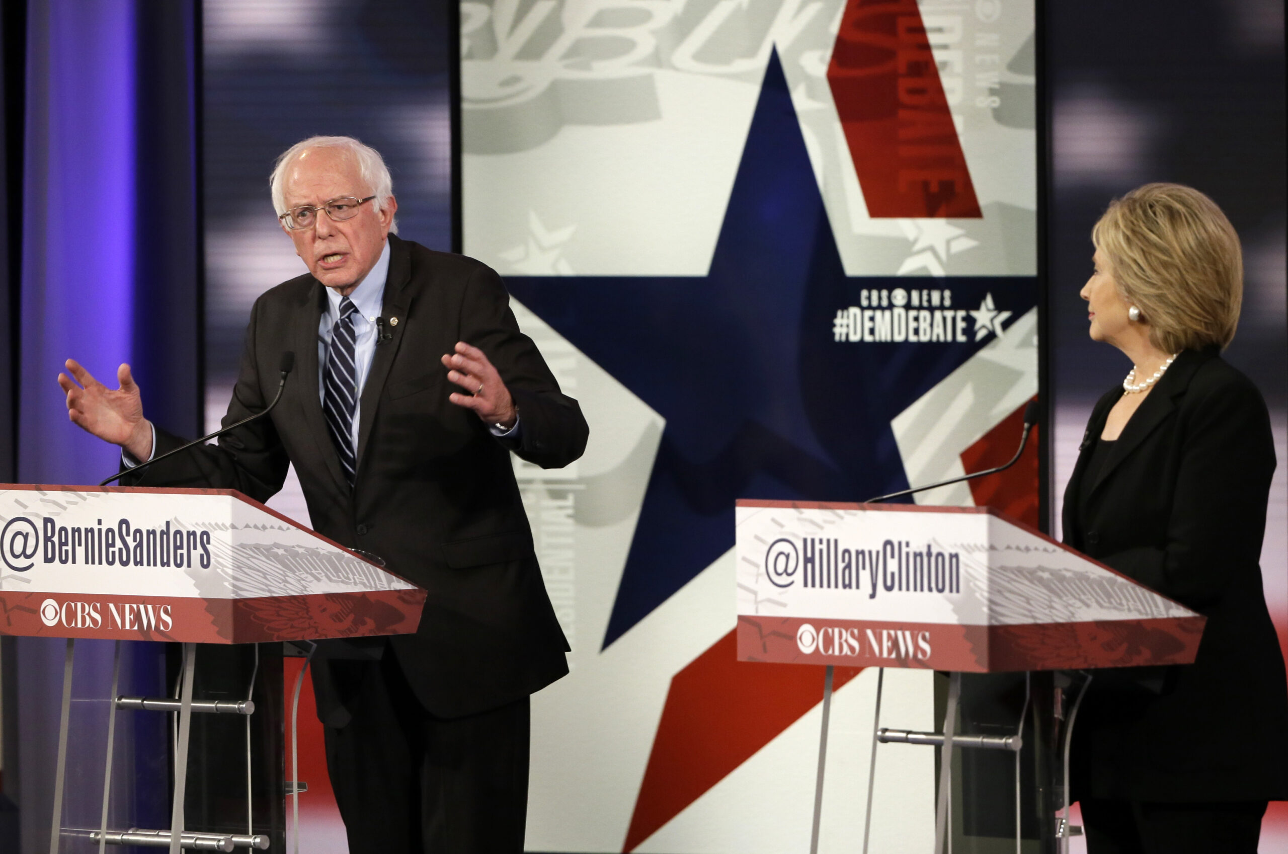 Sanders: Clinton ‘not good enough’ on Wall Street