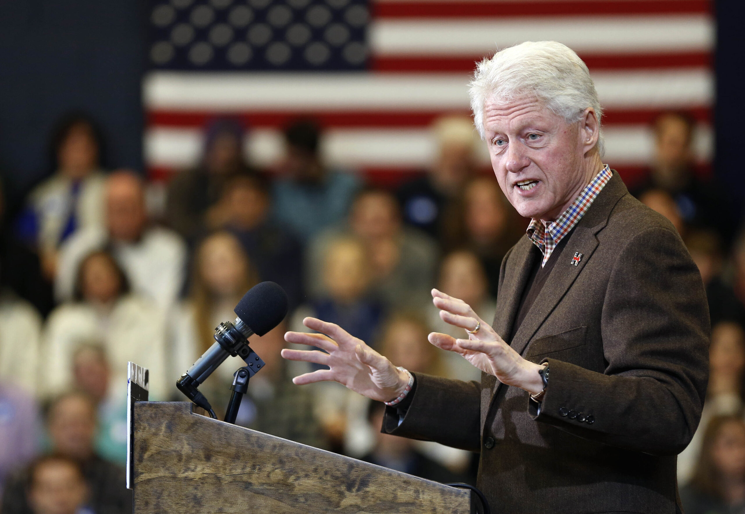 Bill Clinton dodges question about Trump’s latest attacks