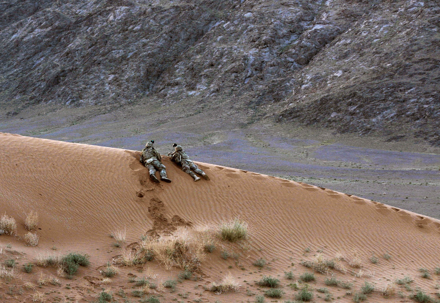 NATO crash kills 4; Taliban begin spring offensive