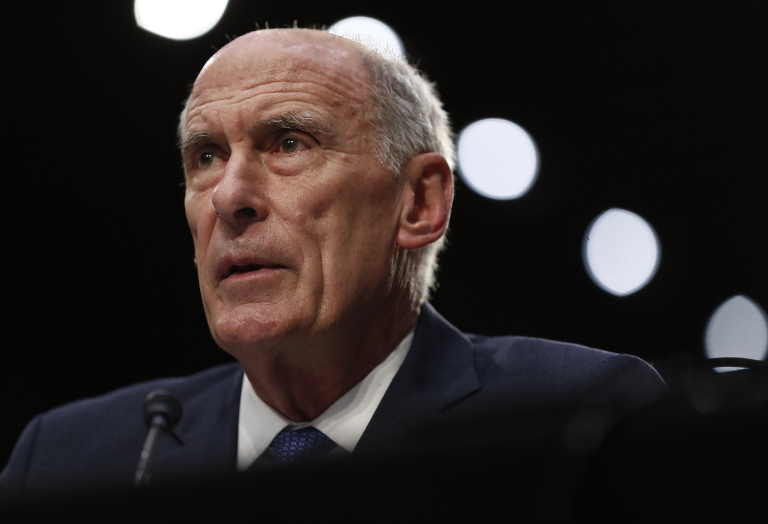 Dan Coats testifies before Senate Intelligence Committee in closed-hearing