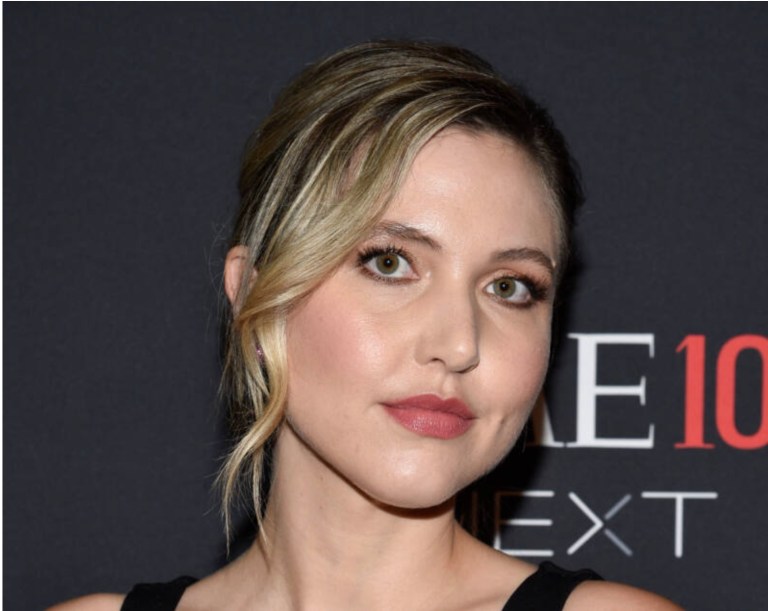 Taylor Tomlinson becomes youngest network late-night host in 20 years