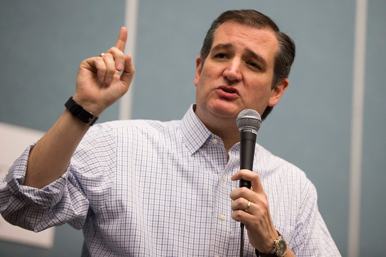 The proposed debate would be one hour long and between Trump and Cruz only, the leading rivals for the Republican nomination. (AP Photo/Evan Vucci)