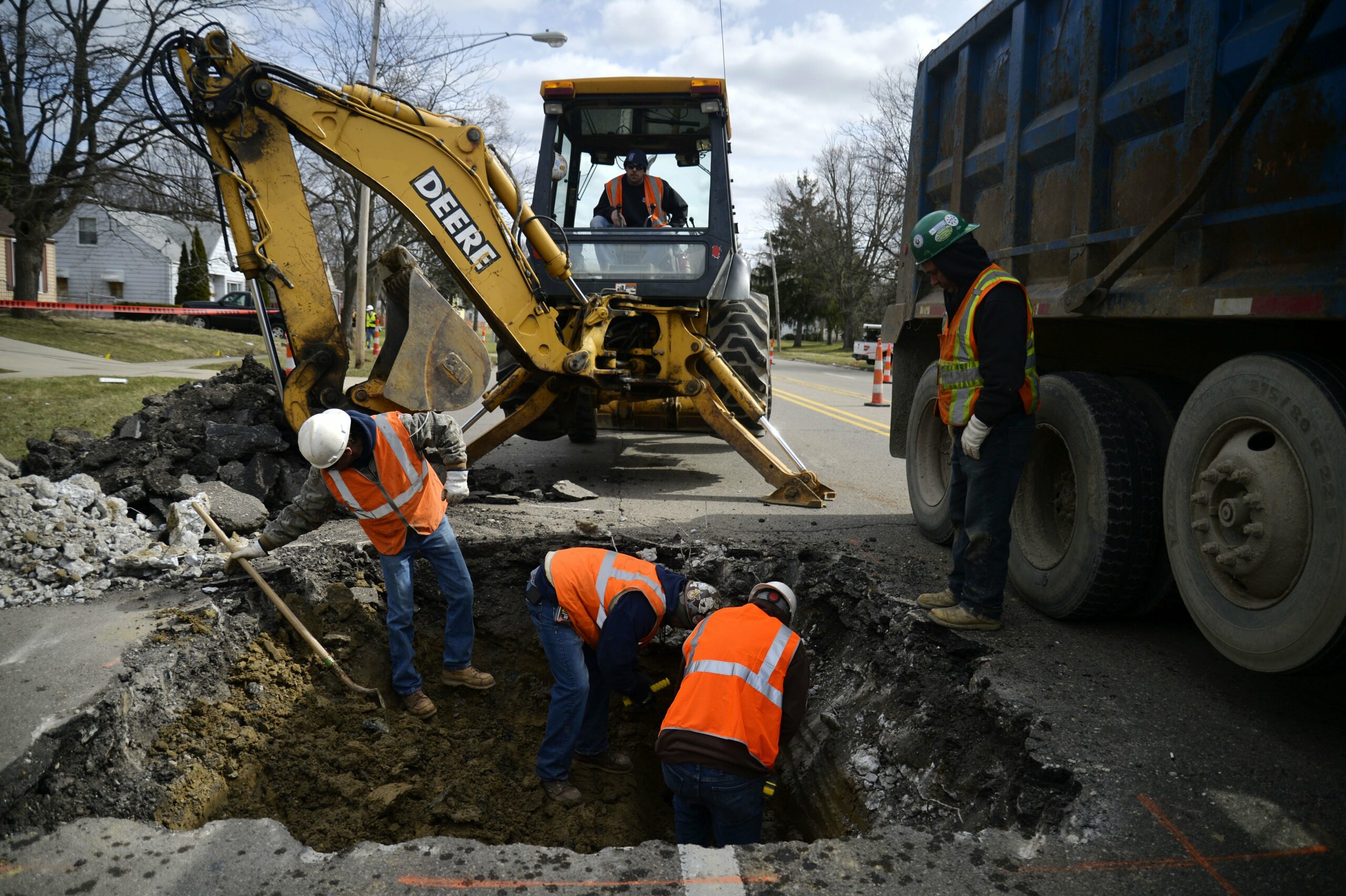 Feds approve $15 million to fund jobs for Flint residents
