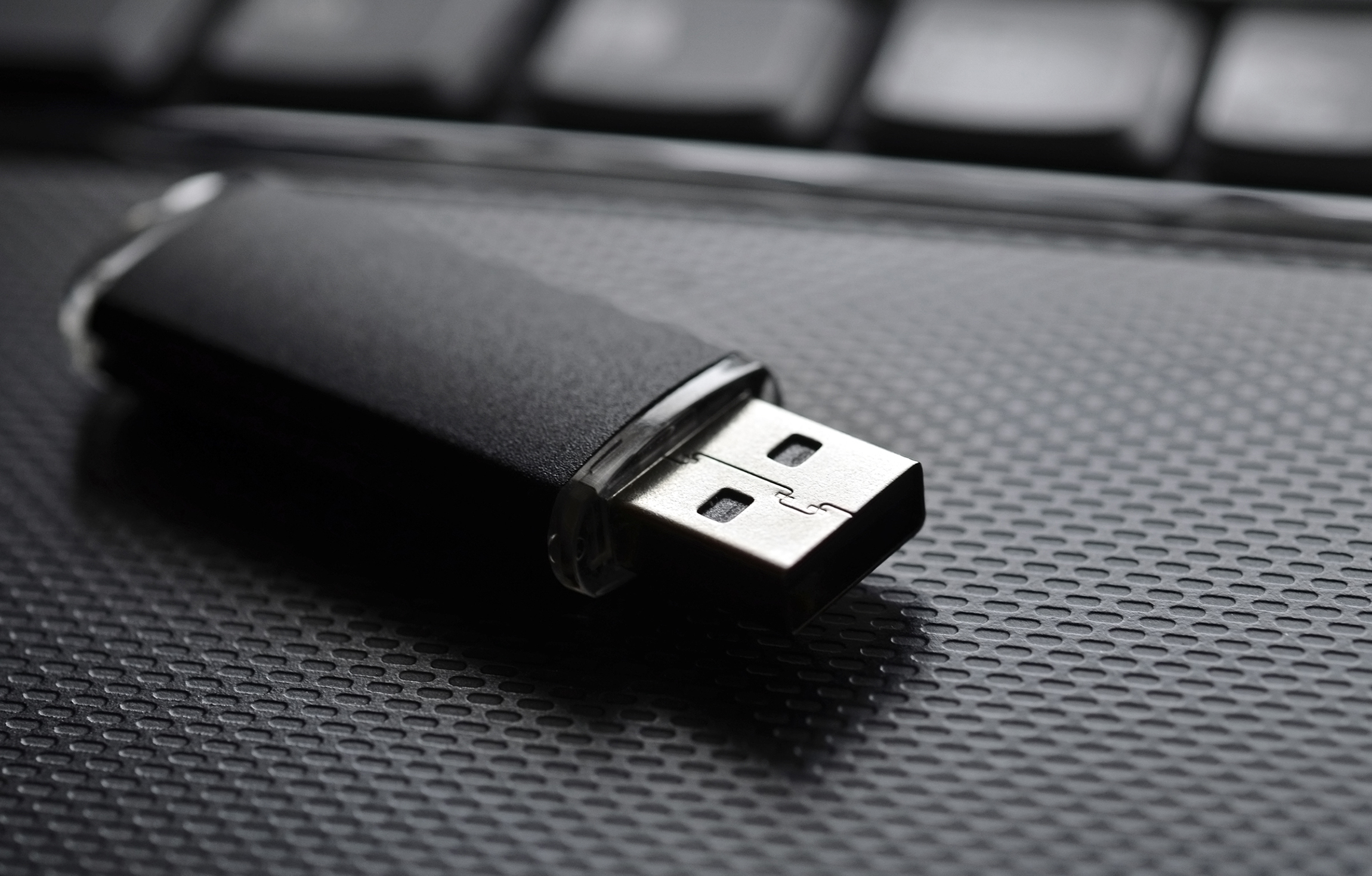 Bank regulator loses two thumb drives of agency files