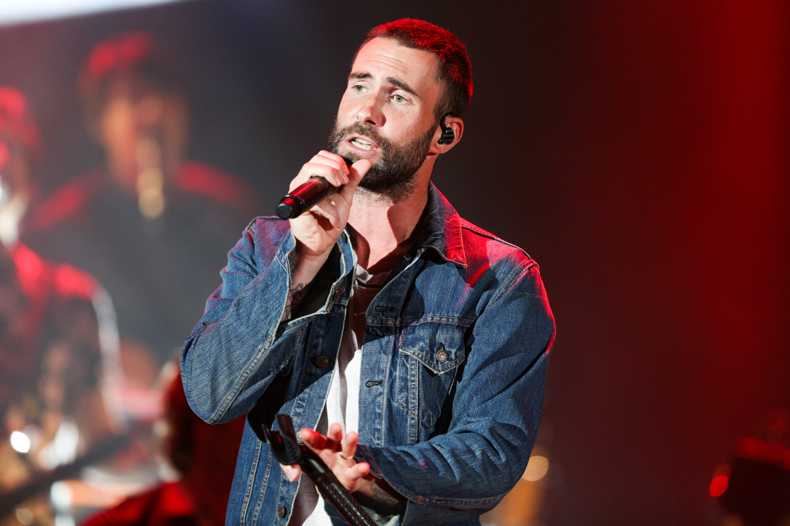 Maroon 5 cancels N.C. shows because of bathroom law