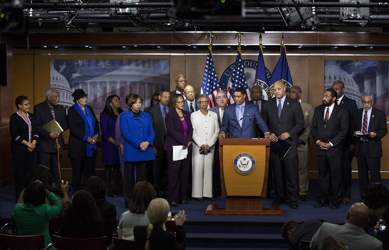 Trump schedules meeting with Congressional Black Caucus 