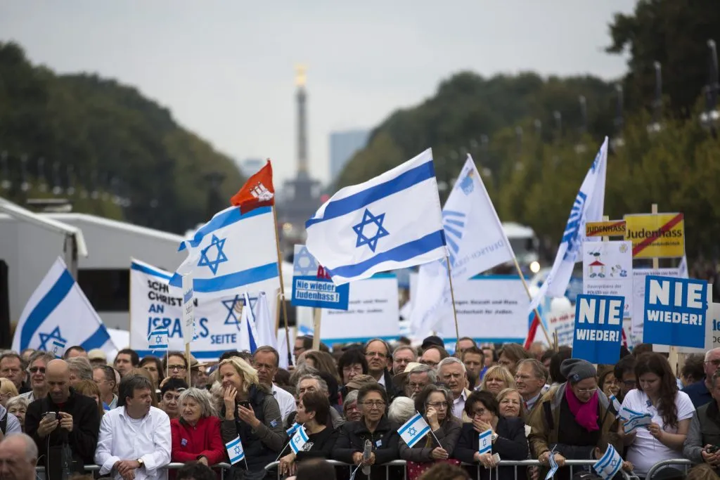 The anti-Israel mob wants you to think we’re alone. Five million flags say otherwise