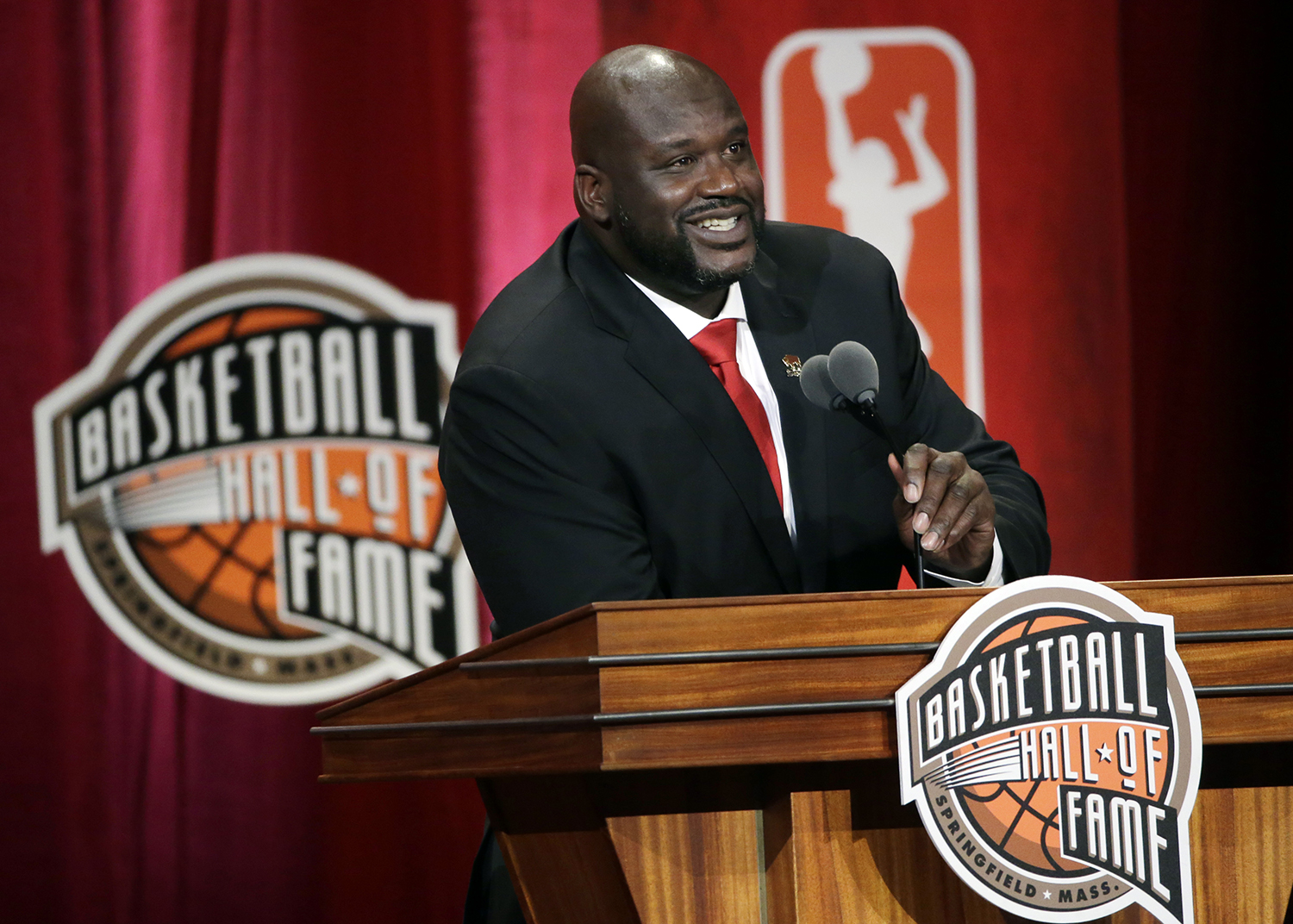 Shaquille O’Neal announces political aspirations