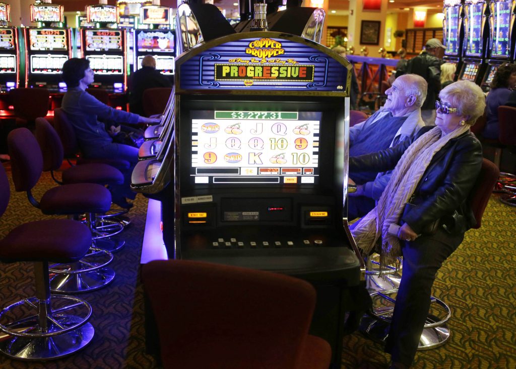 Report urges caution in projecting casino revenue