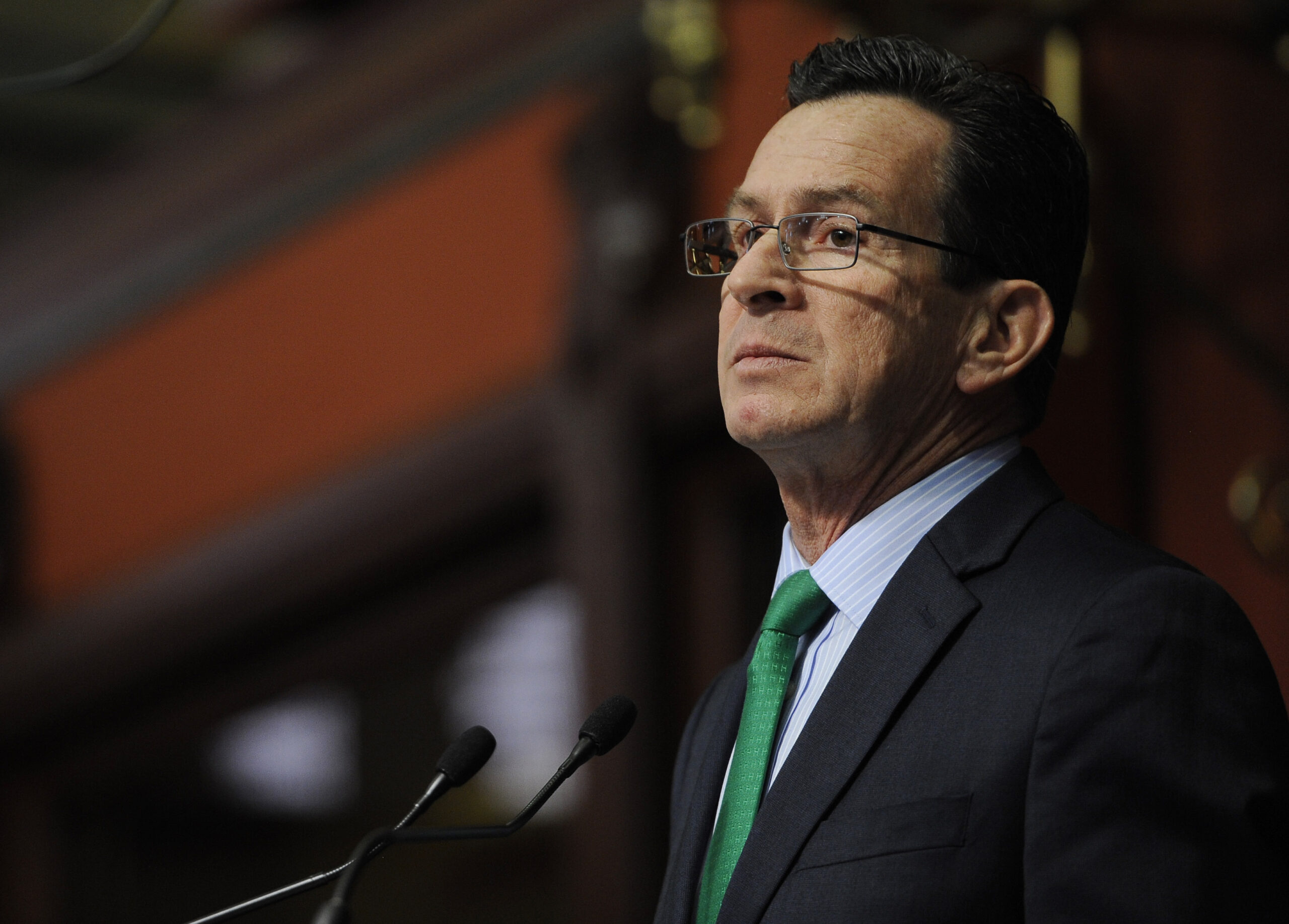 Conn. moves to block gun sales to those on federal ‘no-fly’ list