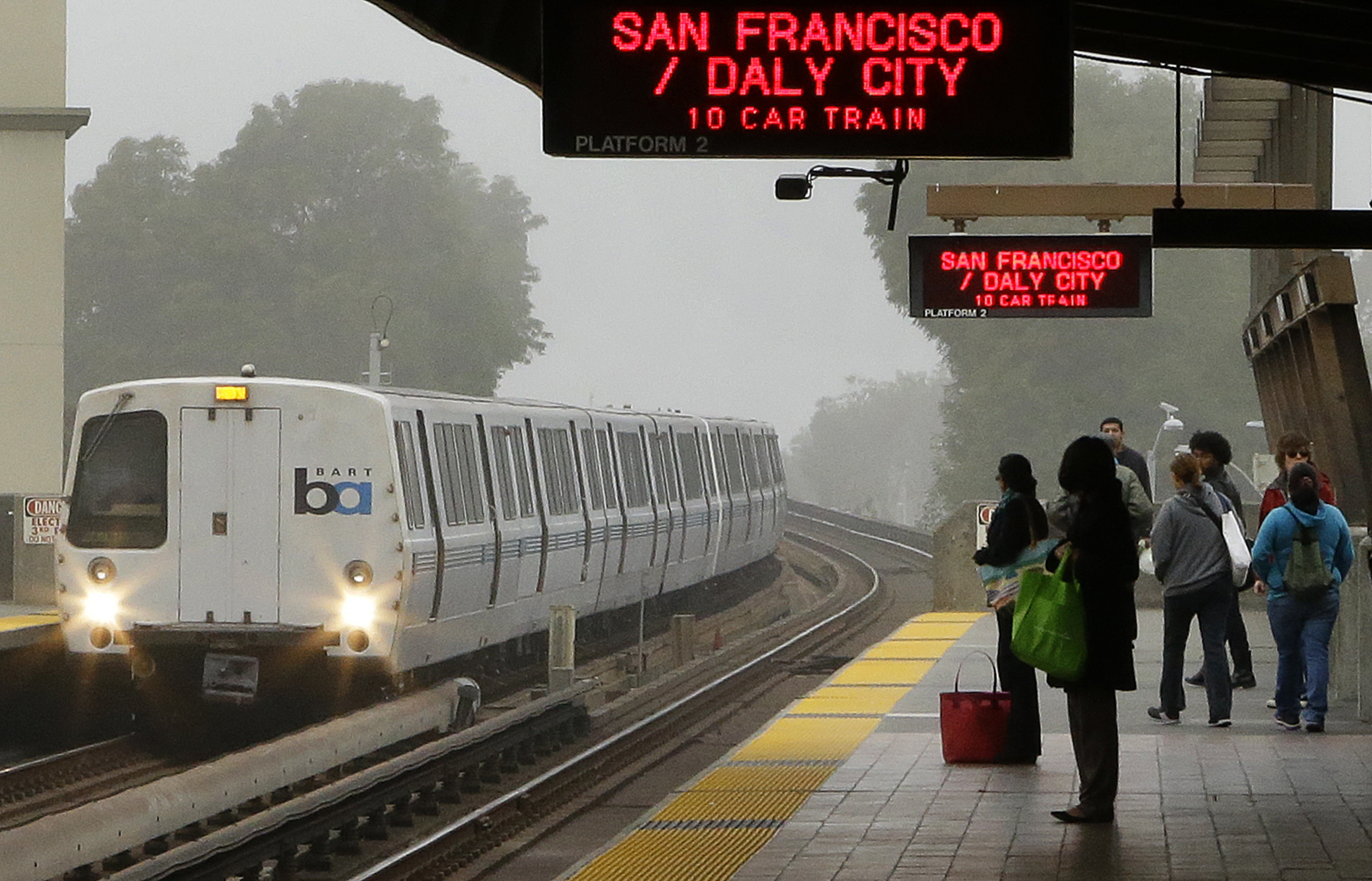 BART, unions to meet again over contract provision