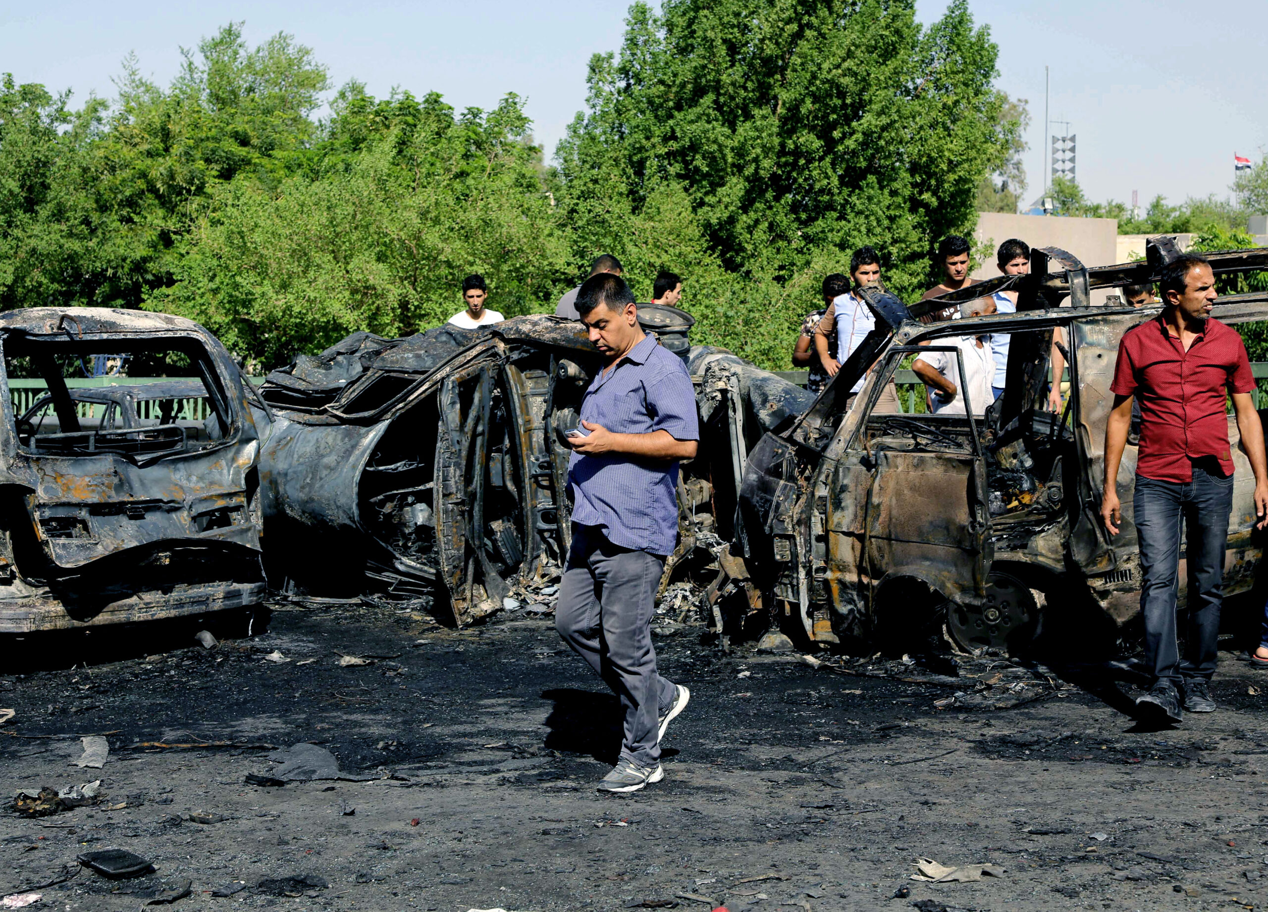 Attacks kill 30 people in Iraq’s capital, Baghdad