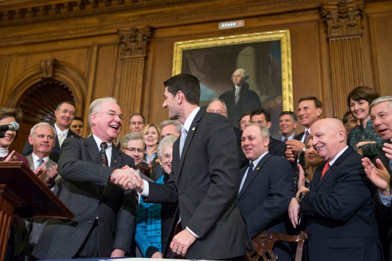 The National Weather Service has issued a blizzard warning that ends Sunday morning but could produce significant snow, which has cancelled a House of Representatives voting sessions. (AP Photo)