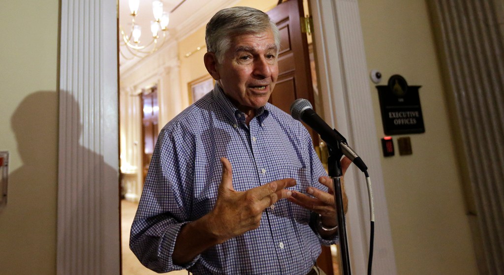 Michael Dukakis calls for end to Electoral College