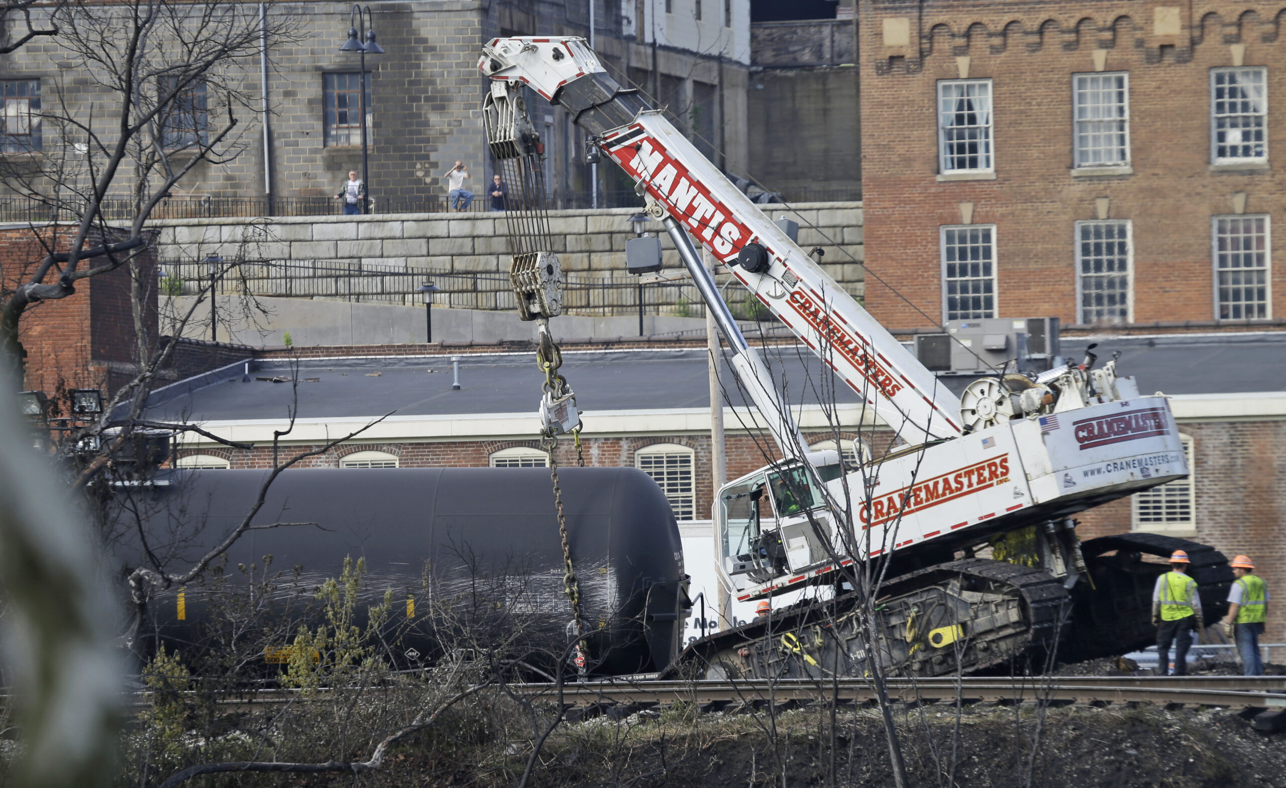 Crew, equipment likely didn’t cause Va. derailment