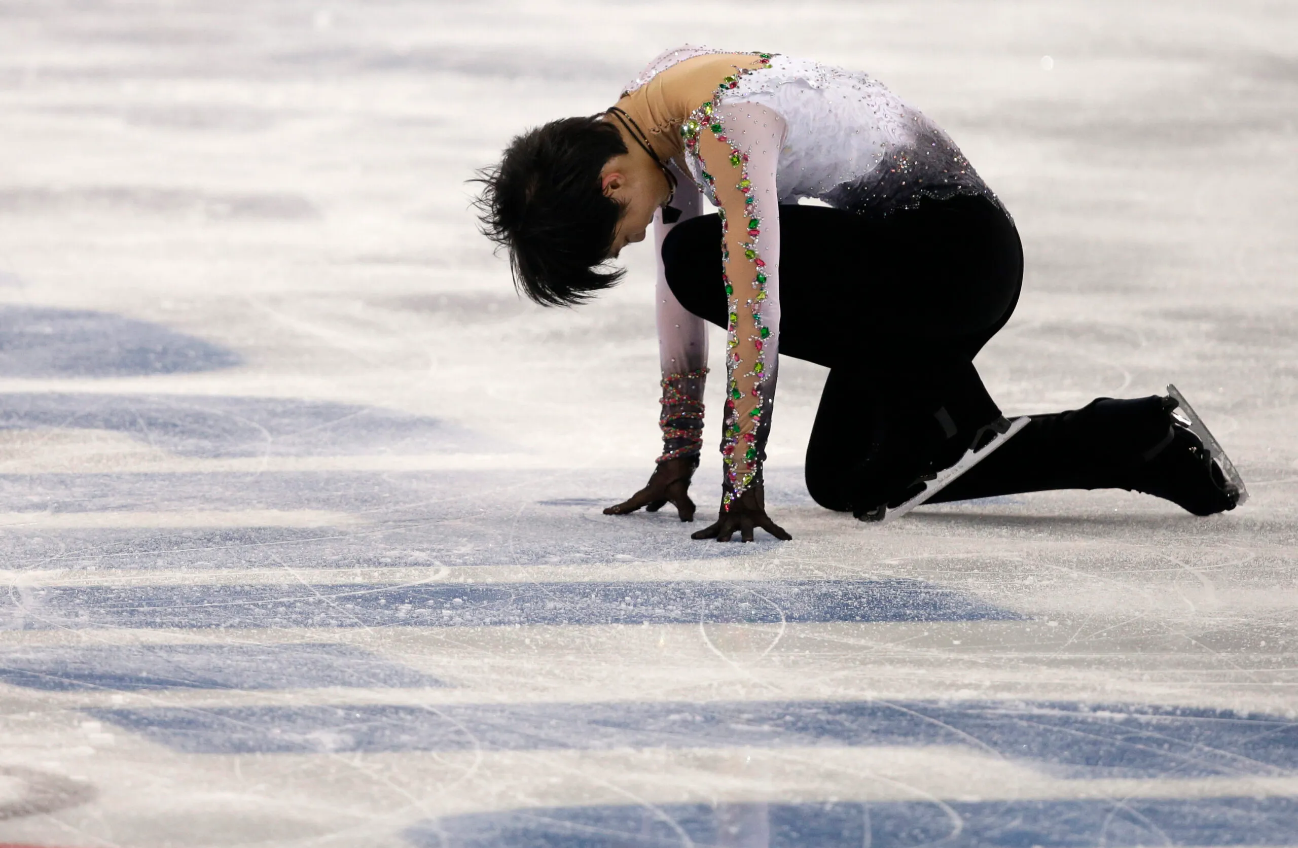 Hanyu wins men’s Olympic gold, Chan 2nd, Ten 3rd