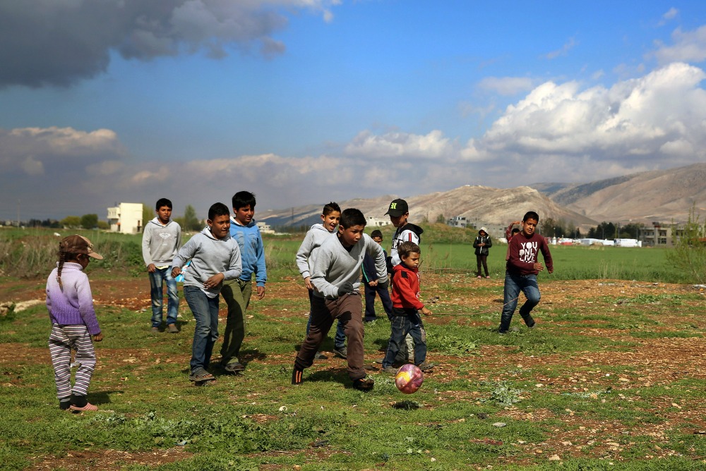 Admitting Syrian refugees as a tool to combat ISIS