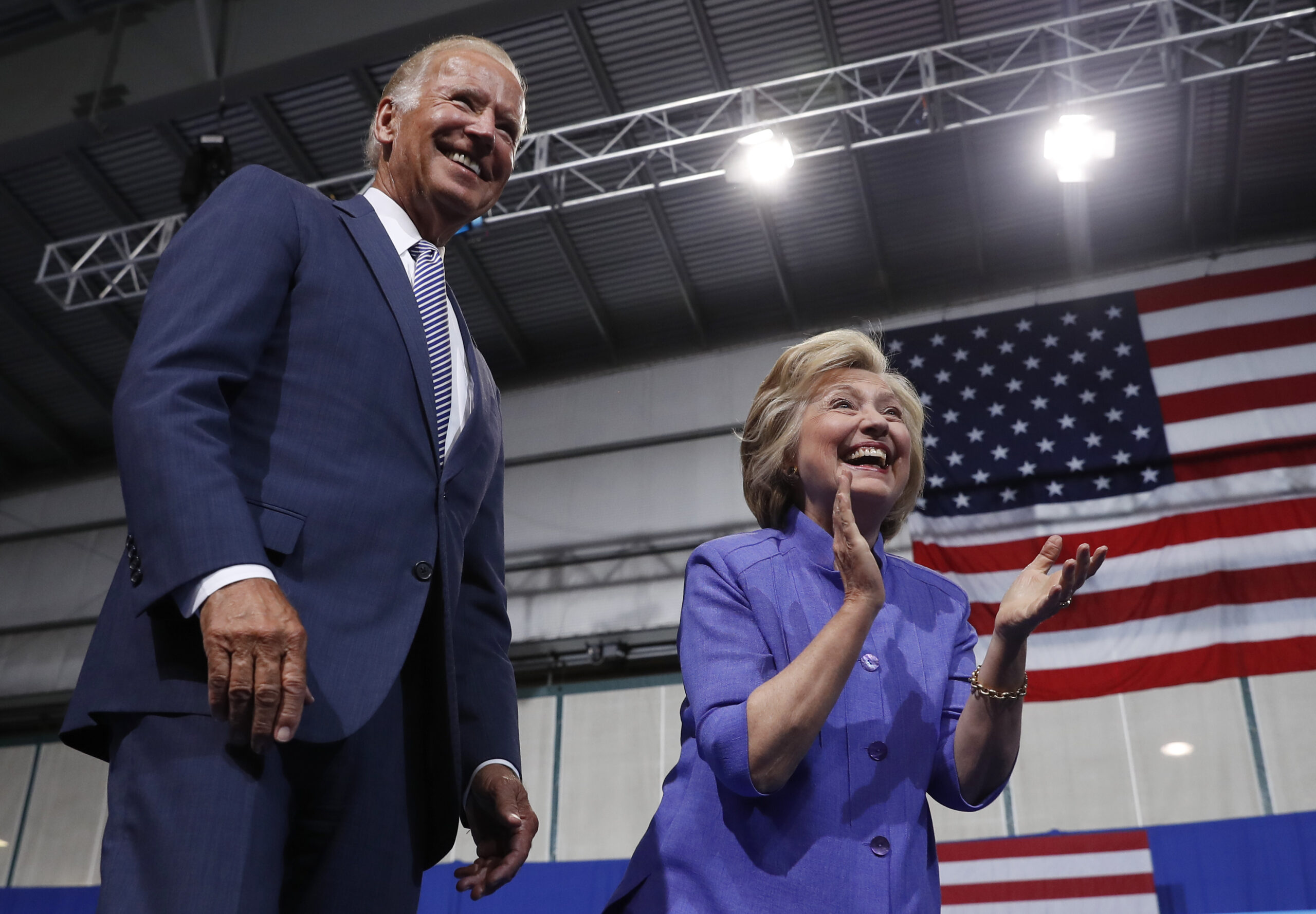Clinton endorses Biden’s ‘cancer moonshot’