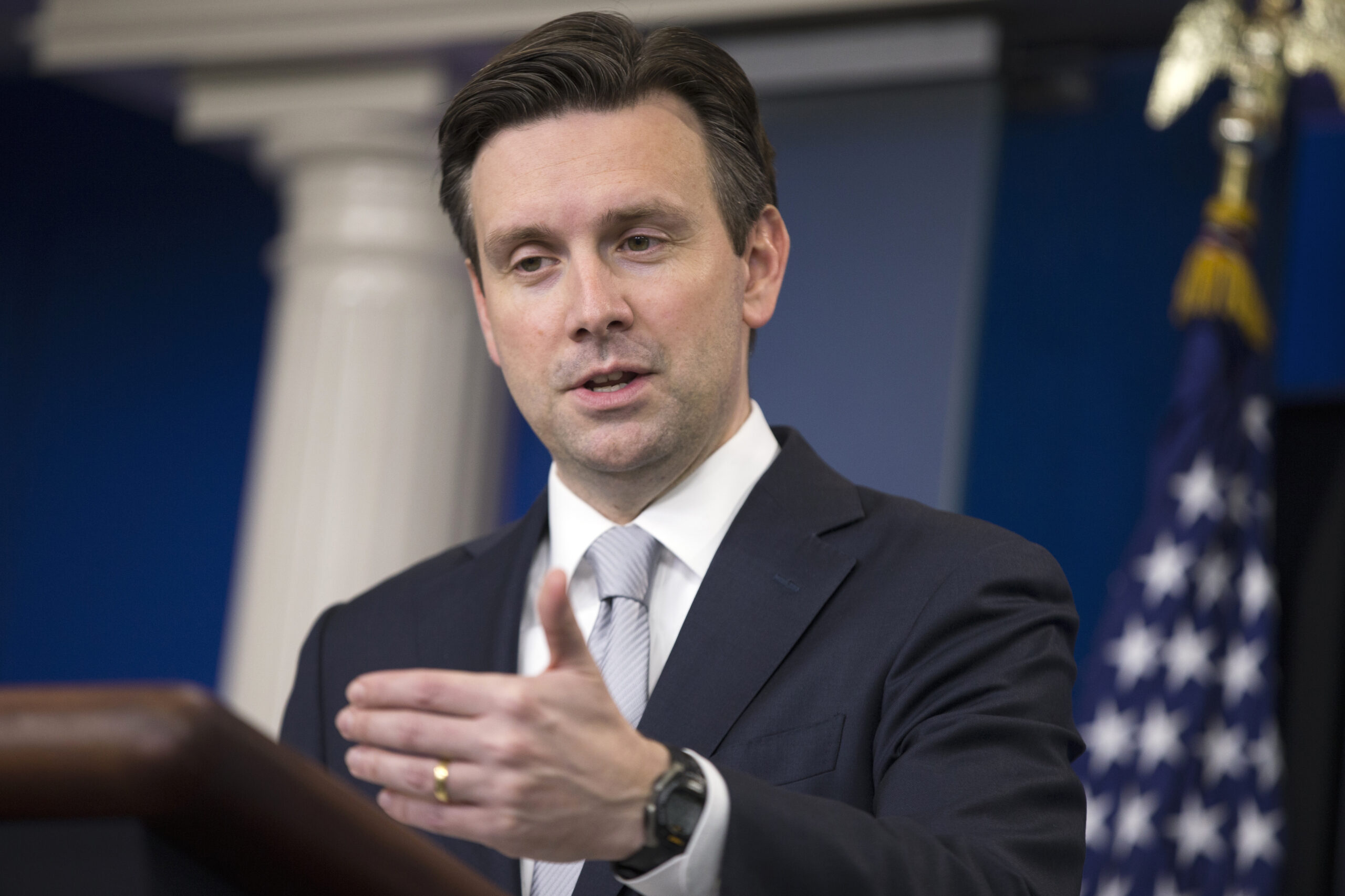 White House: Trump dragging GOP into the ‘dustbin of history’