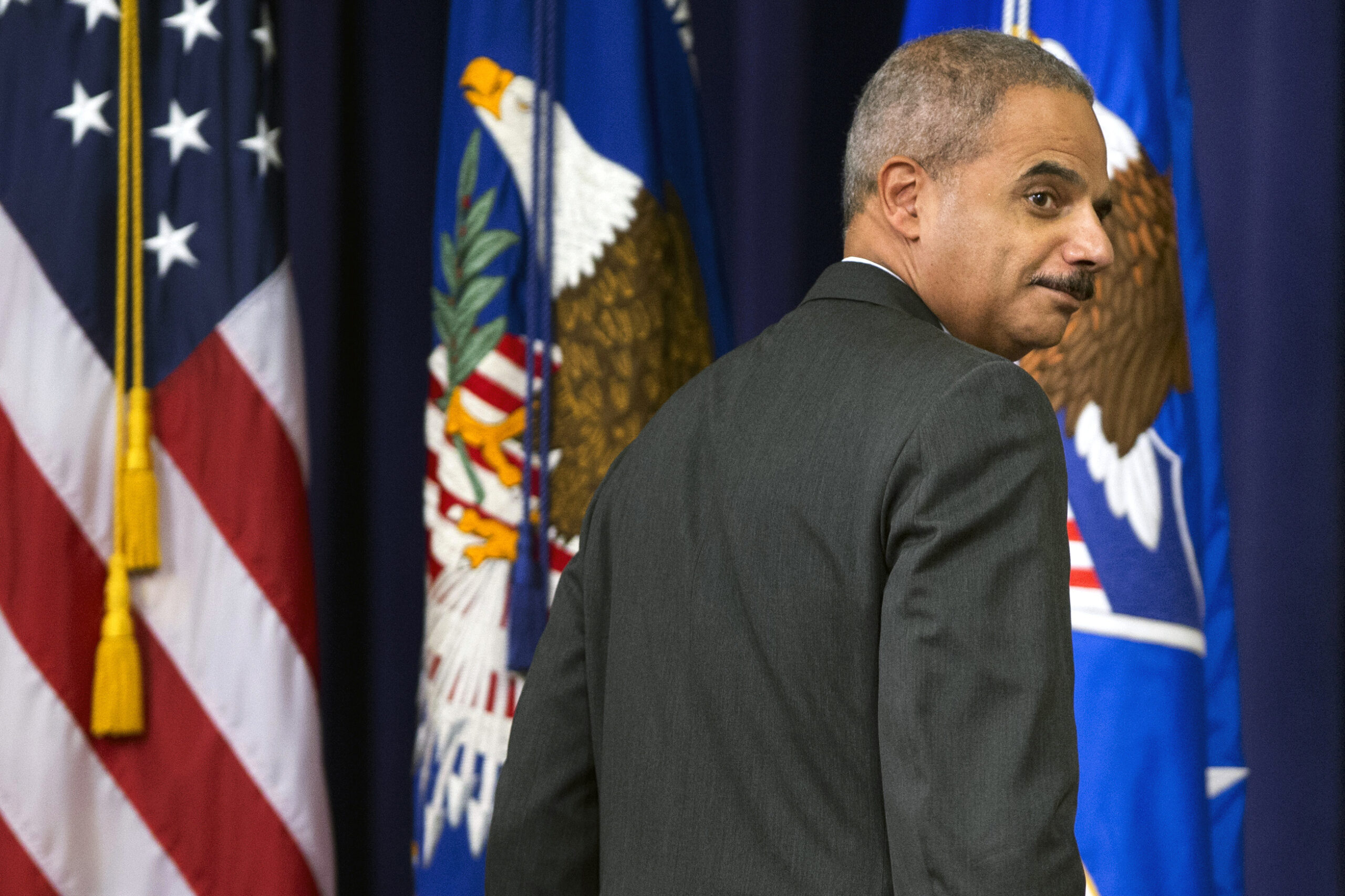Examiner Editorial: Journalists should not meet in secret with Eric Holder