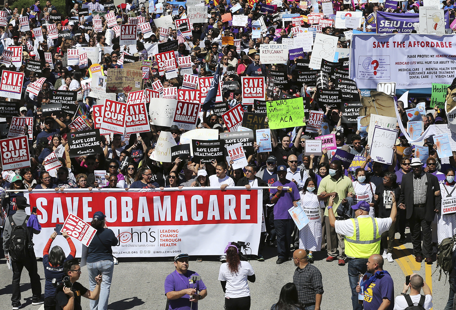 Pro-Obamacare group expanding attack ads against Republicans