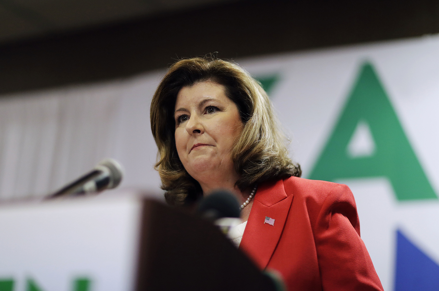 Karen Handel rips Democratic challenger Jon Ossoff as an outsider in Georgia election
