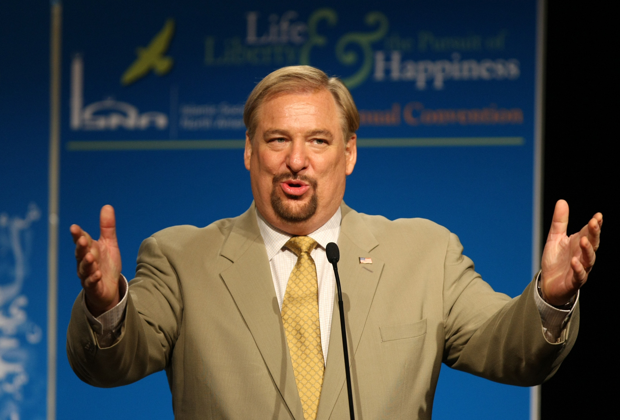 Rick Warren hopes to expand ministry in Africa