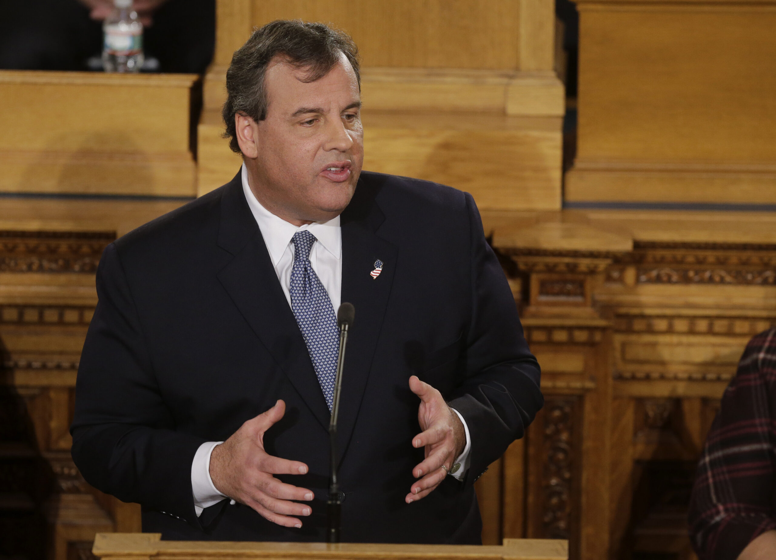 Chris Christie hits bridge controversy head-on in State of the State speech