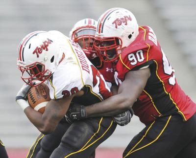 Gail Burton/AP
In 2010, Maurice Hampton switched from offensive guard to defensive lineman.