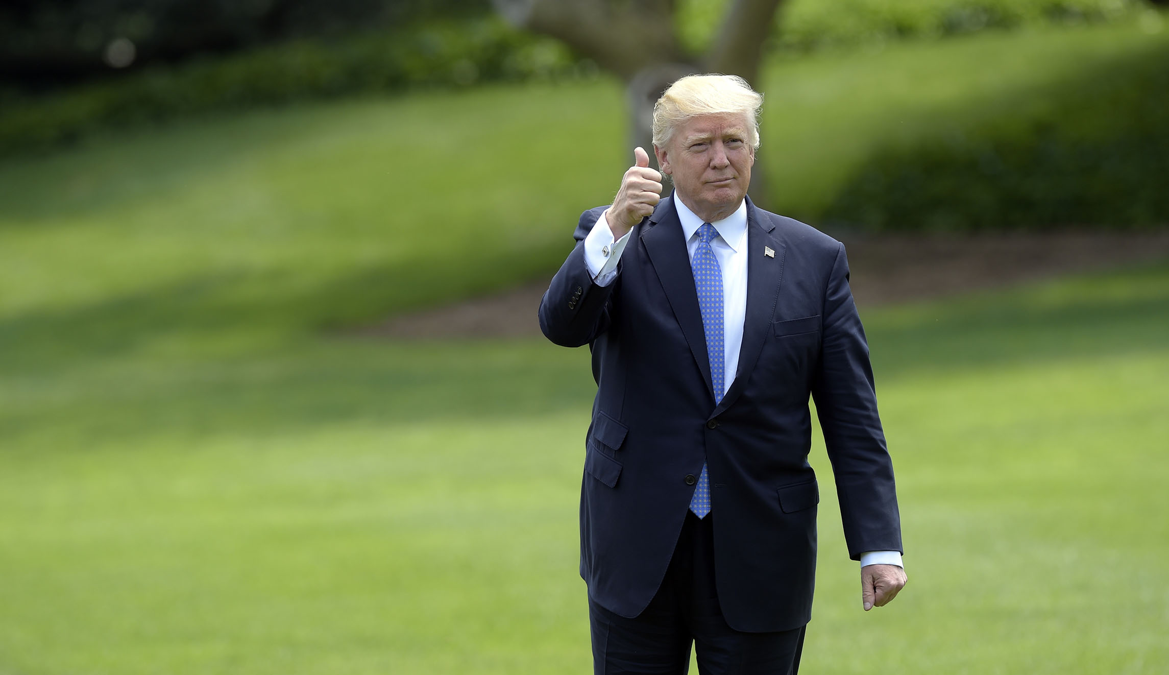 Trump touts 2.6 percent GDP growth, promises higher than 3 percent soon