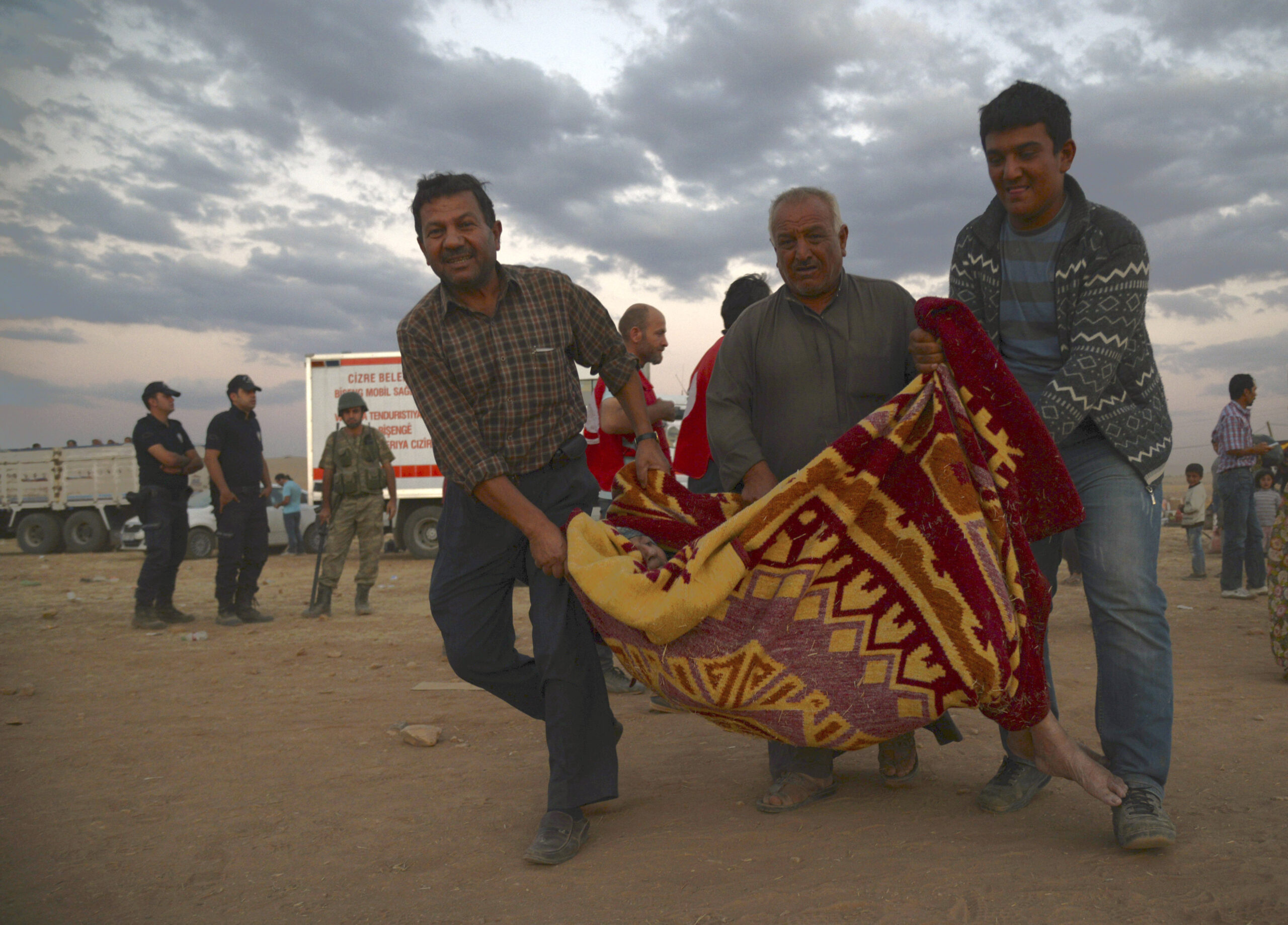 UN: 70,000 Syrians escape fighting to Turkey