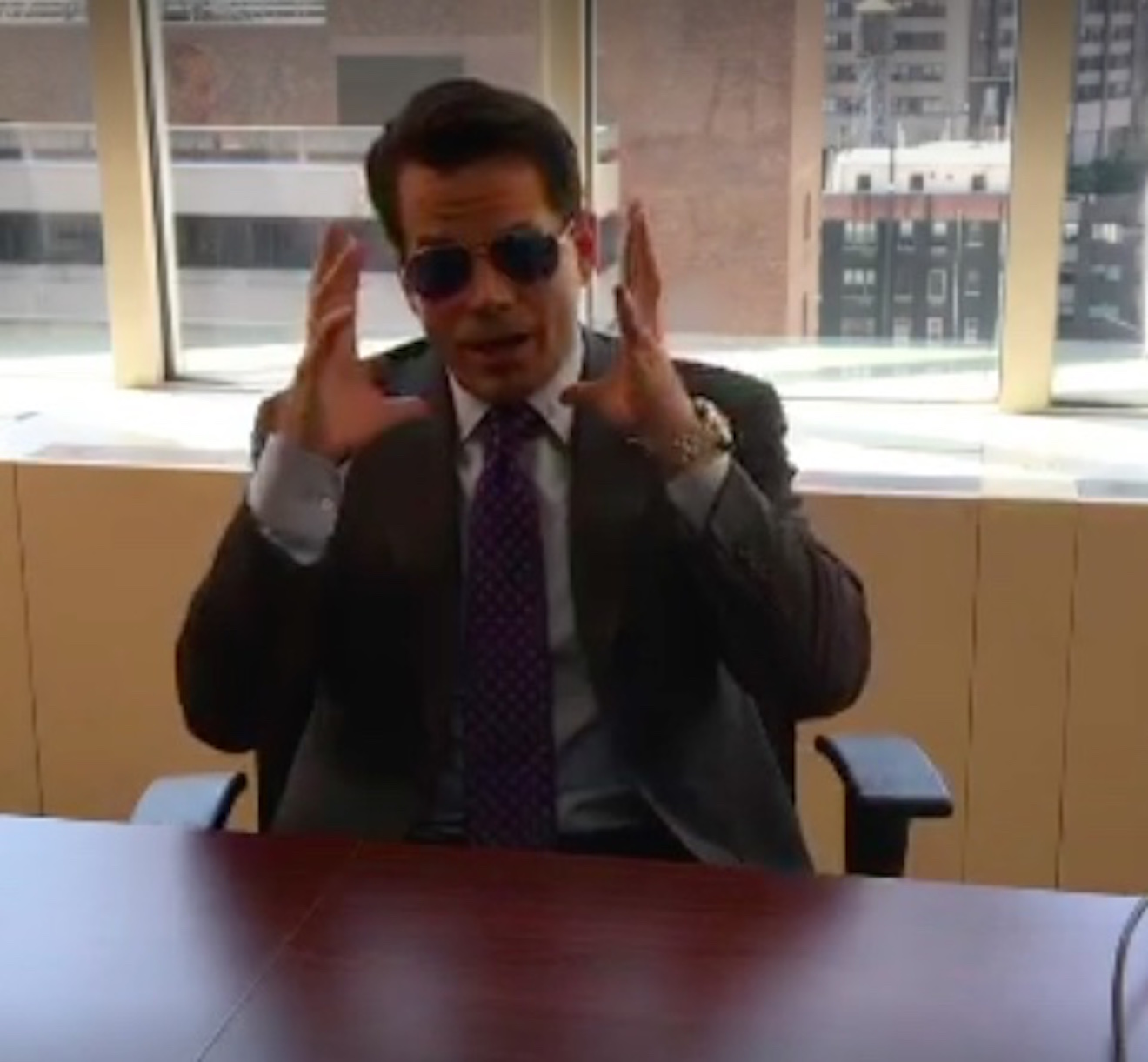 Scaramucci Loves His Women’s Sunglasses