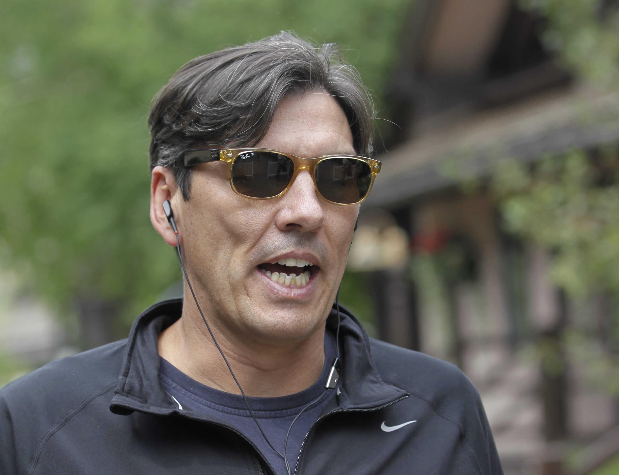 AOL reverses unpopular retirement plan move