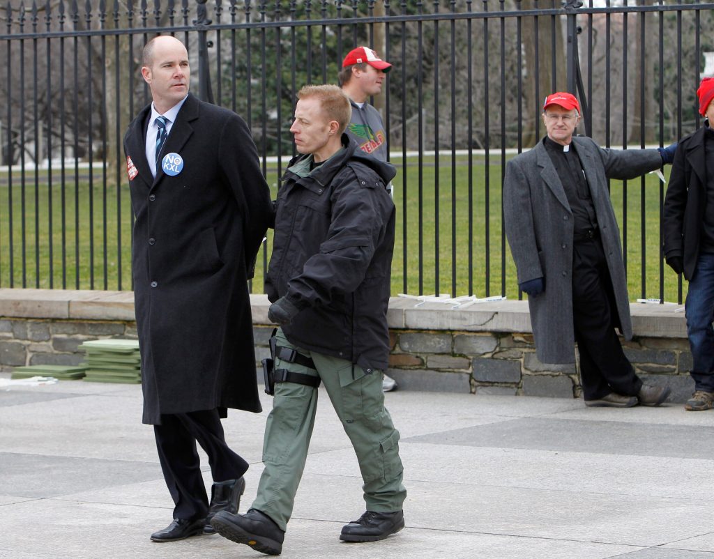 Green groups: Obama not doing enough on climate